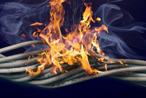 عوامل بروز آتش سوزی در تابلوهای برق